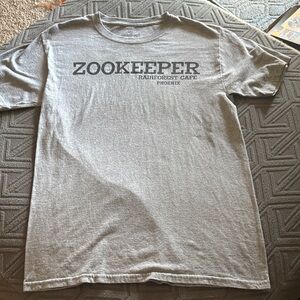 Zookeeper rainforest cafe tee